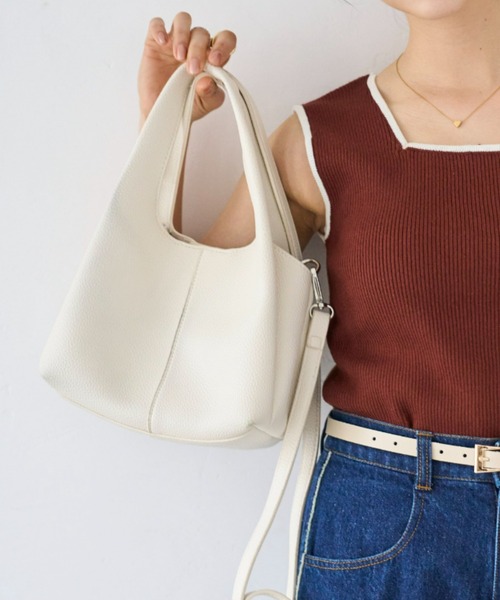 新品未使用　レザー2wayショルダーバッグ artigiano(ファッション) 2way ショルダーバッグ 斜めがけ 牛革