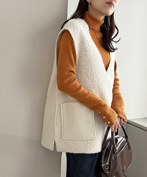 「DISCOAT」 Vネックニット FREE ライトベージュ レディース_画像3