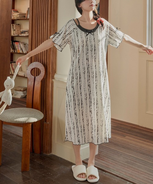 定価3万以上◾️新品◾️MAISON DU SOIR ナイトウェア上下セット P26 j-545a.jpg?fitin=272:272