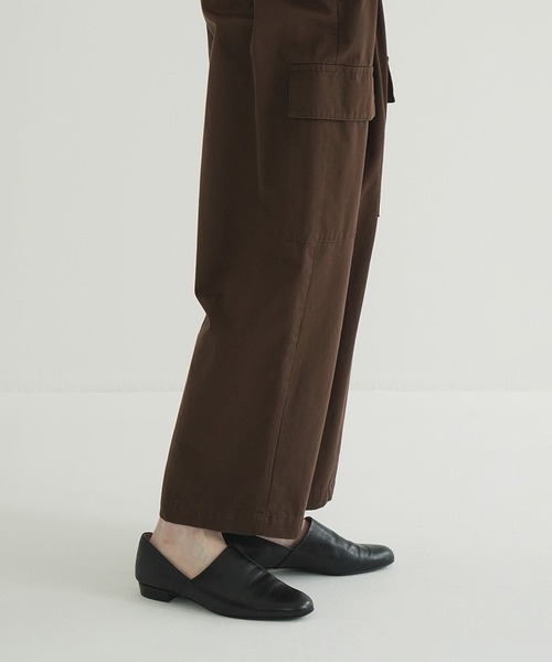CLANE（クラネ） パンプス SIDE CUT STACKED HEEL FLAT SHOES