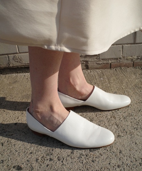 靴 CLANE SIDE CUT STACKED HEEL FLAT SHOES CLANE（クラネ） パンプス SIDE CUT STACKED HEEL FLAT SHOES