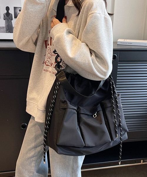 c.u.l ショルダーバッグ バッグ A4収納可 大容量 ナイロン マザーズ