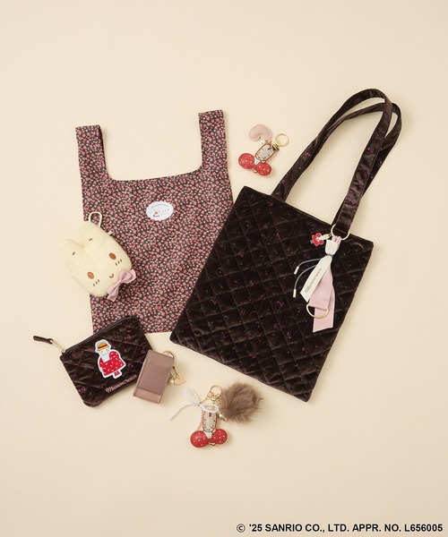 sanrio（サンリオ） トートバッグ チャーム付きベロアバック