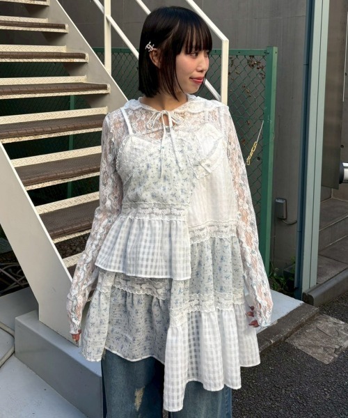 47 キャンディストリッパー 刺繍 花柄 レース 白 青 デニム フリル シャツ Candy Stripper（キャンディーストリッパー） ワンピース MESSY LACE