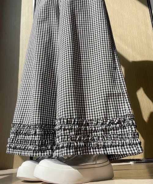 ワイドパンツ パンツ ギンガムチェックフリルワイドパンツ レディース