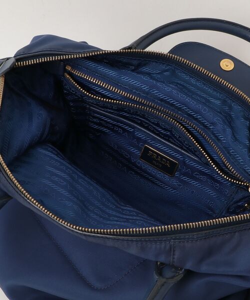 「PRADA」 ハンドバッグ - ネイビー レディースの画像