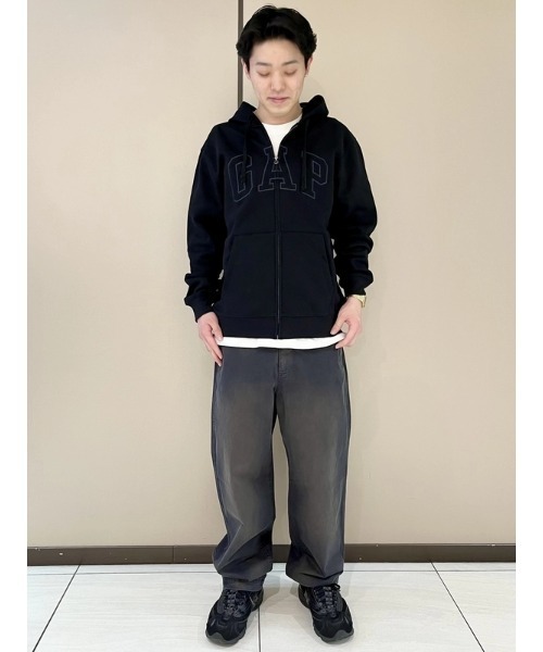 GAP 黒 スウェットパーカー上L下S美品 GAP（ギャップ） パーカー Gapロゴ ジップパーカー(ユニセックス
