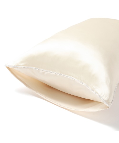 Francfranc（フランフラン） ベッド 寝具 上品な艶とやさしい肌ざわり