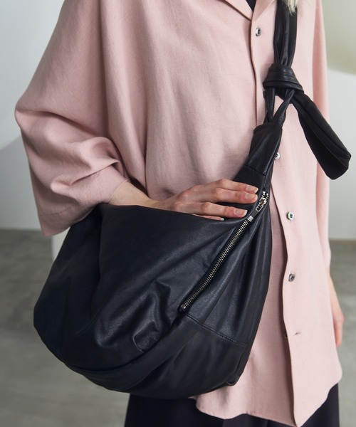 MAISON SPECIAL（メゾンスペシャル） ショルダーバッグ 「UNISEX