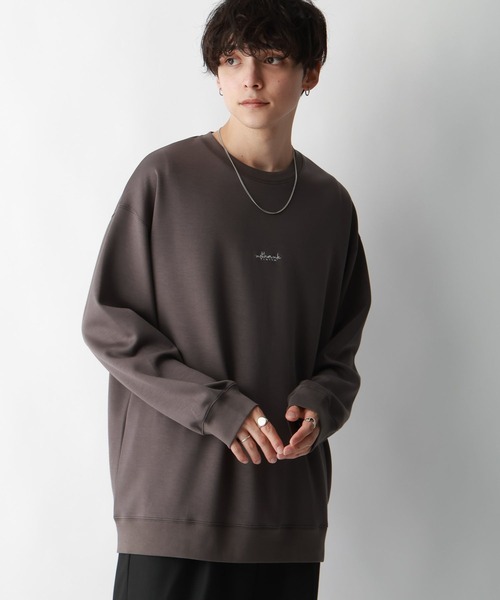 カジュアル【RRR123】刺繍&プリント オーバーサイズ Tシャツ セール】フラワー刺繍オーバーサイズTシャツ（Tシャツ