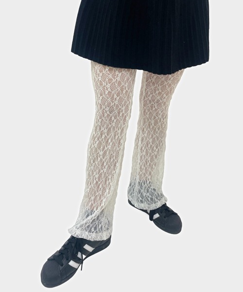 ampm（エーエムピーエム） パンツ カットレースシアーフレアパンツ