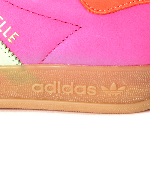 Spick＆Span スニーカー adidas / アディダス GAZELLE INDOOR W