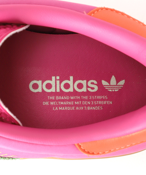 Spick＆Span スニーカー adidas / アディダス GAZELLE INDOOR W