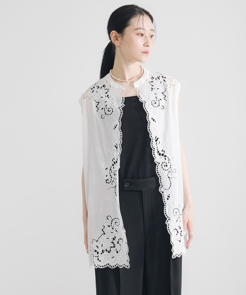 極美品ꕥサラマリカ 刺繍 リネン コットン ベスト ジレ 羽織 リボン 近年 楽天市場】【Sara Mallika】 Zeenat Wool Emb Gilet サラマリカ