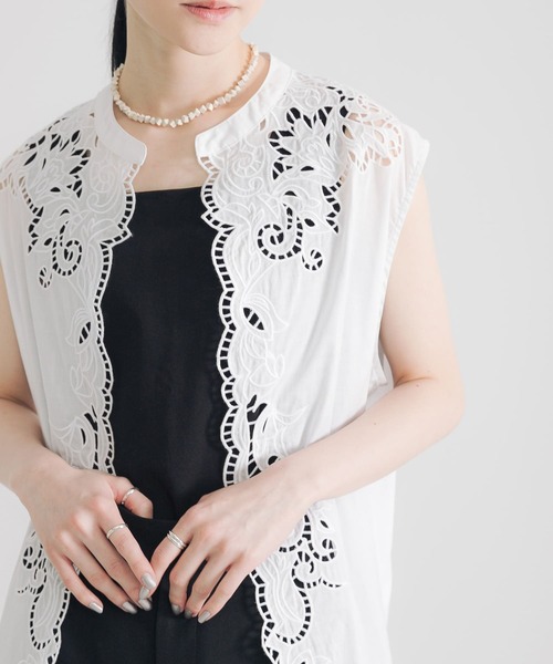 URBAN RESEARCH ベスト ジレ カットワークレース刺繍ジレ