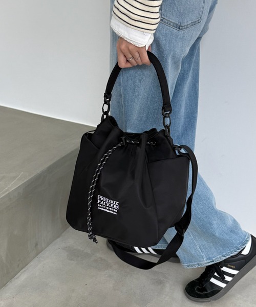 FREDRIK PACKERS（フレドリックパッカーズ） ショルダーバッグ バッグ