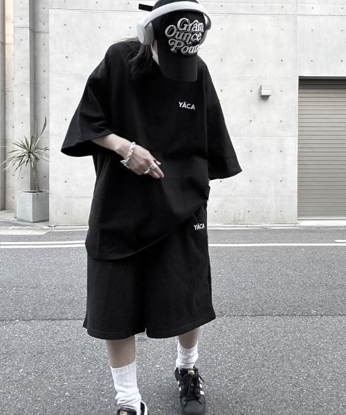 YACA（ヤーカ） tシャツ 半袖 Embroidery Logo T-shirt/エンブロイ