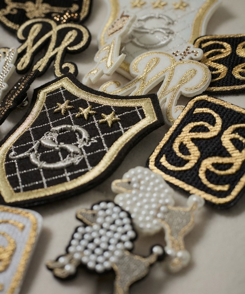 SALON adam et rope'（サロン アダム エ ロペ） ブローチ 刺繍ワッペン
