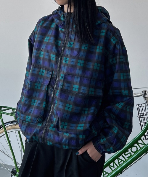 【umii908】マドラスチェック柄ジップアップナイロンジャケット　ブルー系 UNDERSTATEMENTs ナイロンジャケット 「ユニセックス」チェック柄