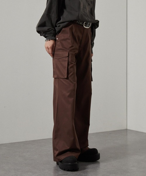 カーゴパンツ 「Alfred Alex」リベットセミフレアカーゴパンツ