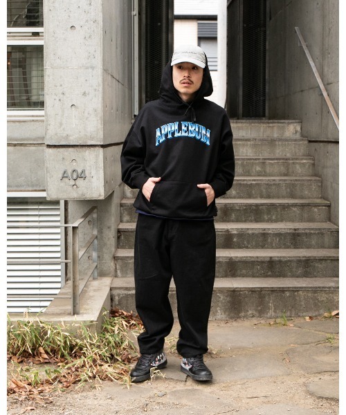 APPLEBUM（アップルバム） パーカー “80's Sci-Fi” Arch Logo Hoodie