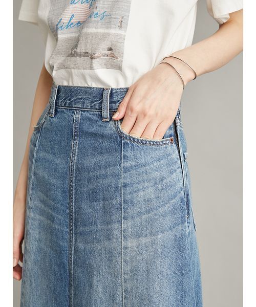 スカート セミフレアデニムマキシスカートの画像