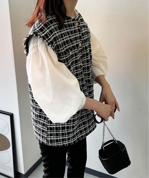 Isn't She？（イズントシー） ベスト ジレ 金ボタンツイードジレベスト