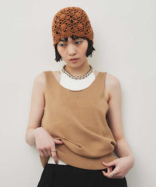 HANNE タンクトップ ノースリーブ オープンバックニットタンク