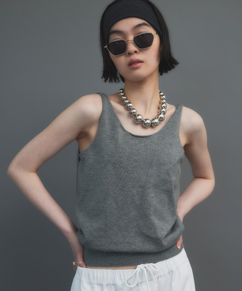 美品　ラインヴァンド　定価2.5万　ニット　ジレ　バックオープン　タンク トップ HANNE タンクトップ ノースリーブ オープンバックニットタンク