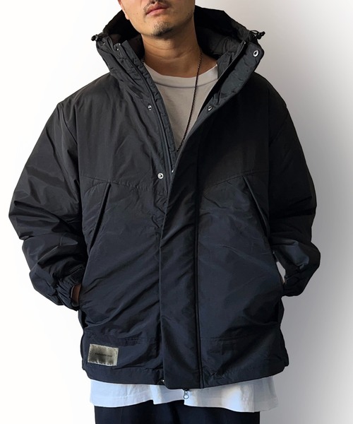 ナイロンジャケット ビッグシルエット中綿スタンドフーディー