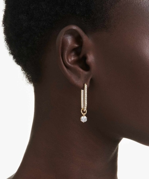 スワロフスキー　Constella doroppuピアス　ラウンドカット SWAROVSKI｜【公式】【スワロフスキー】Constella ドロップ