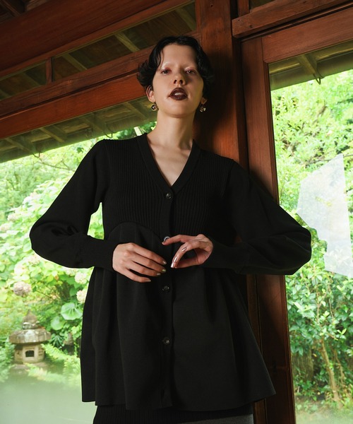 OMMO TUCK FLARE KNIT CD