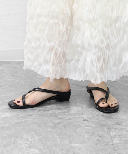 サンダル 夏 サムループ　ナローストラップサンダル　THUMB LOOP NARROW STRAP SANDALS レディース | THE CELL. | 19