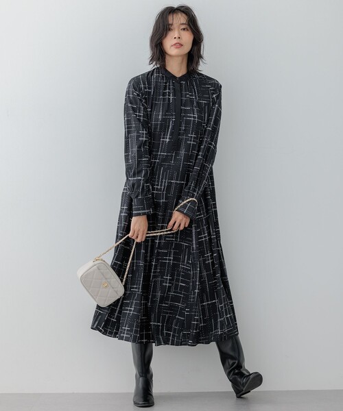 ワンピース 「洗える」モノクロトーンプリント ワンピース