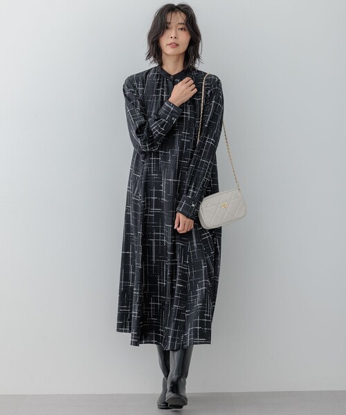 ワンピース 「洗える」モノクロトーンプリント ワンピース
