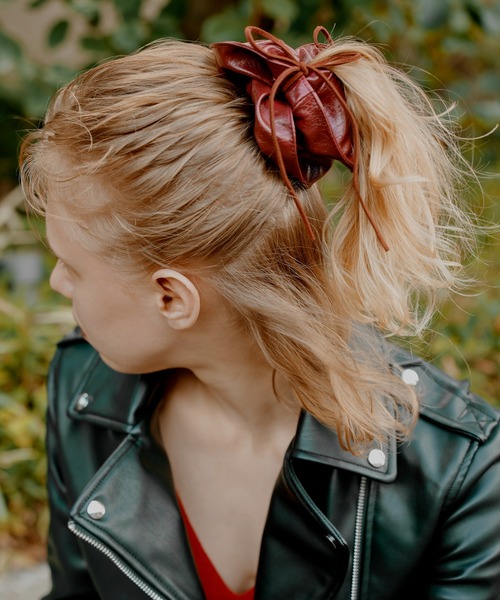 GOLDY（ゴールディ） シュシュ リボン ハング レザー タッチ ビッグ