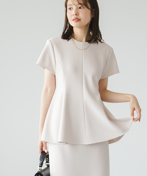204 新品 新作 BEIGE, Oggi 掲載 ベイジ ペプラムブラウス 4 Oggi 8月号掲載】LUCILLE ／ ペプラムブラウス