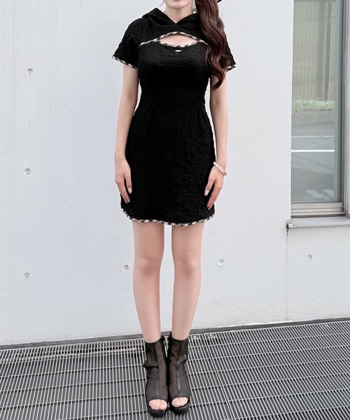 CERRIC ブラックノースリーブミニワンピースチャン・ウォニョン NOMAE ワンピース BACKリボンフーディーミニワンピース : ZOZOTOWN