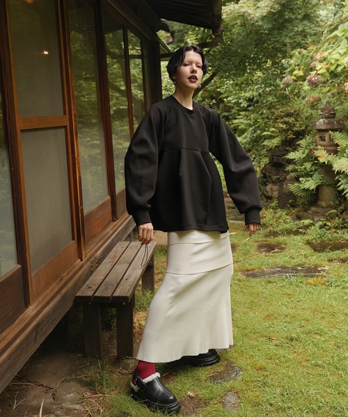 OMMO✴︎✴︎　FLASK PATTERN TOP FLASK PATTERN PADDING TOP（スウェット）｜OMMO（オーエムエムオー