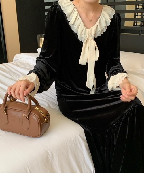 AsheKsha ワンピース フリルカラーネックタイワンピース／クラシック