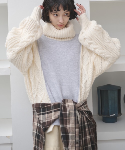 AIC. ニット セーター スウェットドッキングケーブルタートルニット