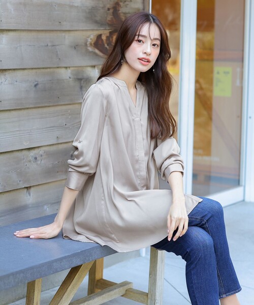 【happyさん専用】新品 アメリヴィンテージ チュニックブラウス happyさん専用】新品 アメリヴィンテージ チュニックブラウス