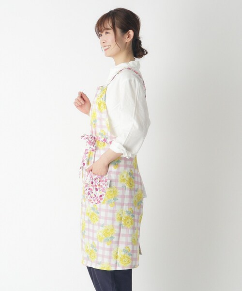 LAURA ASHLEY（ローラアシュレイ） エプロン 「GIFTにおすすめ/UK本国