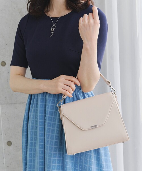 Tiaclasse ハンドバッグ 「安めぐみさん着用・4way /2TYPEハンドル
