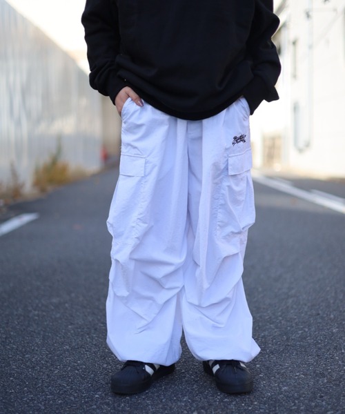 ATMARK カーゴパンツ 「フリーサイズ / UNISEX 」ワンポイント