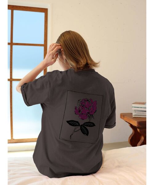 MURUA（ムルーア） tシャツ 半袖 「MURUA×山代エンナ」プリントTシャツ