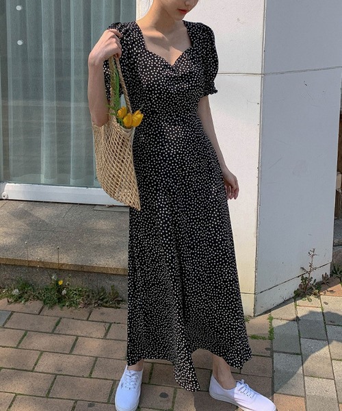 ビックカラーフラワートワルドジュイプリントプリーツワンピース