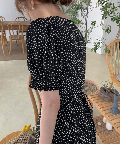 DAY CLOSET ワンピース レディース 小花柄レトロペンタゴンネック