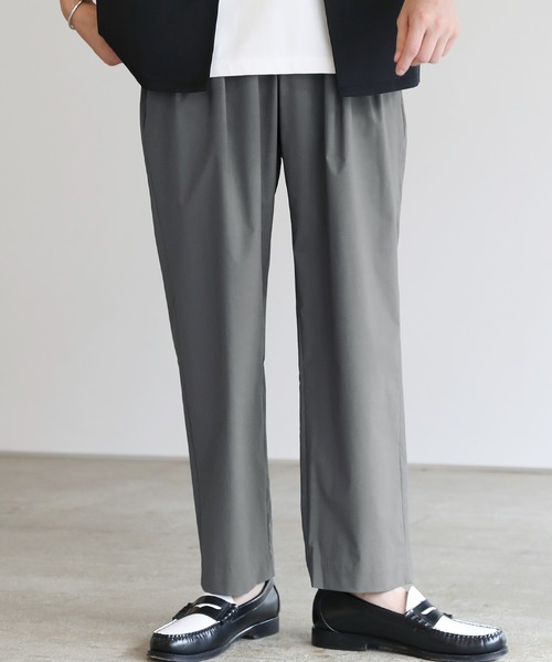 SPU（スプ） スラックス SOLOTEX(R)2タックテーパードスラックスパンツ