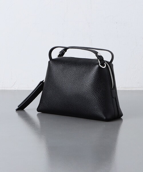 GIANNI CHIARINI アリファSブラックショルダーバッグ GIANNI CHIARINI ショルダーバッグ バッグ 「GIANNI CHIARINI